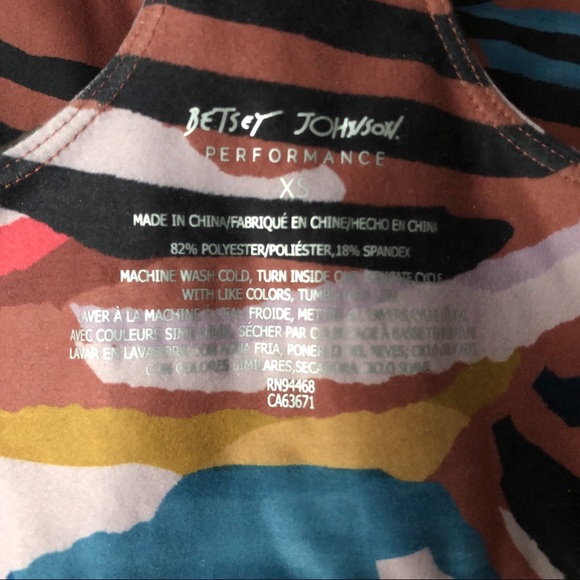 Betsy Johnson Performance Racerback Bra - Picture 8 of 8